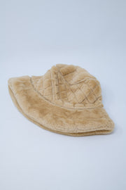 Quilted Bucket Hat in Beige Faux Fur