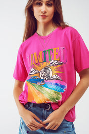 T-Shirt With Limited Graphic Print in Fuchsia