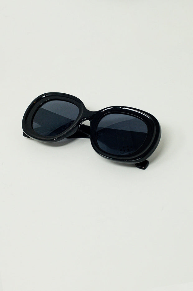 Oversized Circular Sunglasses in Black