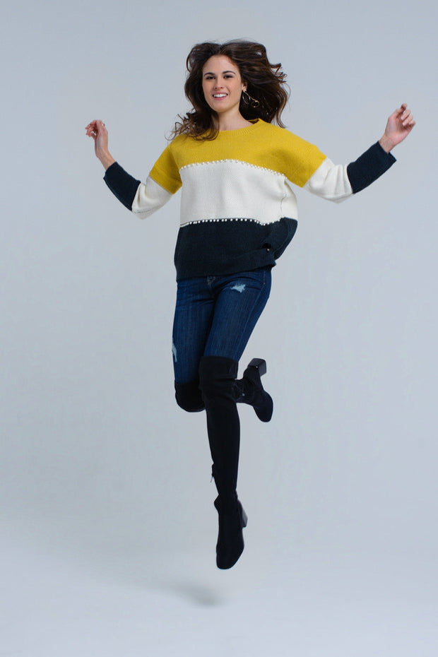 Yellow Knitted Sweater With Pearls