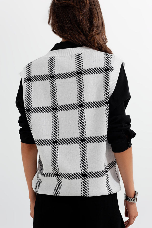 Knitted Vest With Big Crosshatches