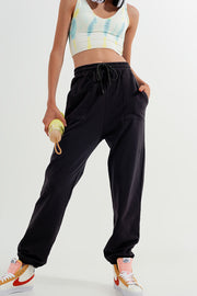 Joggers With Elastic Waist Band in Dark Gray