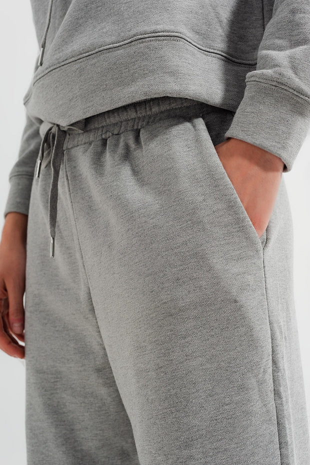 Jogger in Light Gray Heather