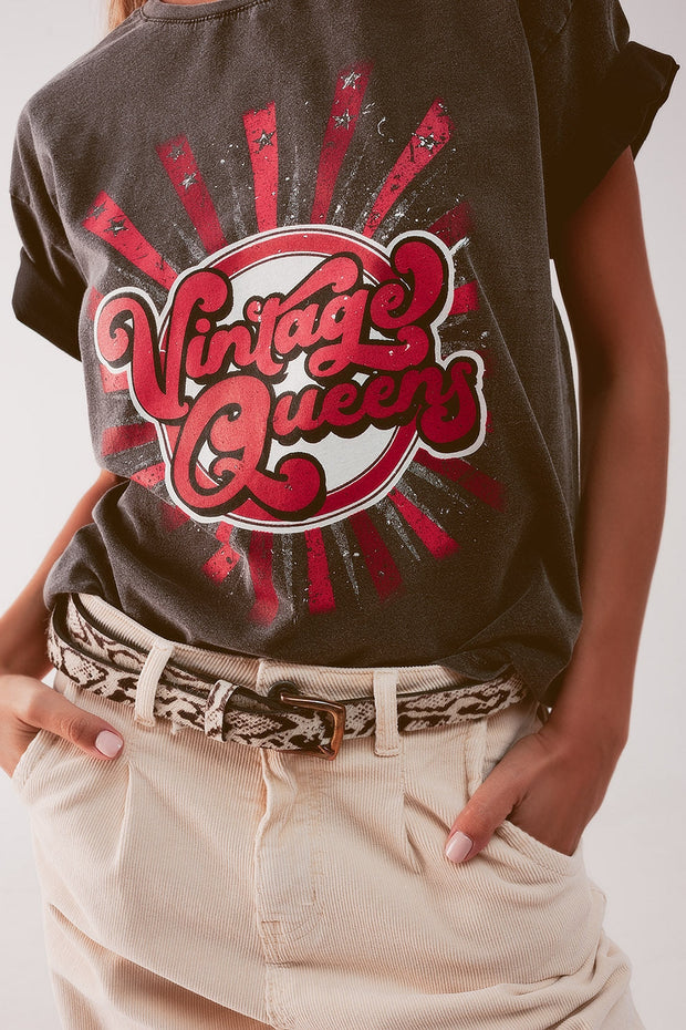 Relaxed T Shirt With Black Vintage Queens Graphic Print