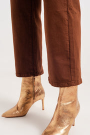 Wide Leg Jeans in Camel Brown