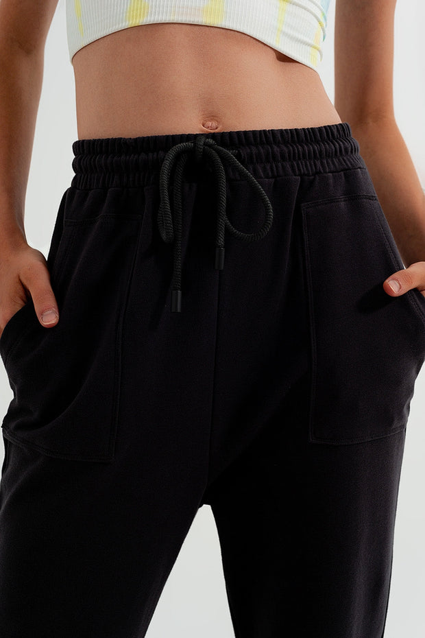 Joggers With Elastic Waist Band in Dark Gray