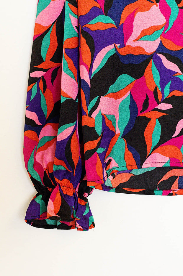 Shirt With Frilly Details at Neck and Cuffs in Colorful Abstract Leaf Print