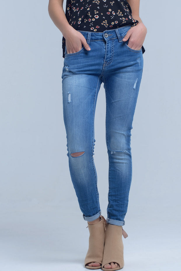 Skinny Jeans With Rips Knee