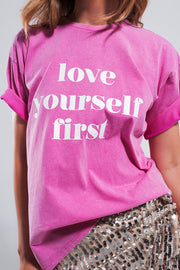 T Shirt in Fuchsia With Text Print