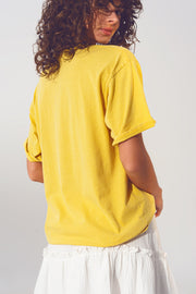 T-Shirt With Vintage 18 Text in Yellow