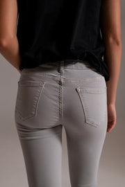 Light Gray Ankle Jeans With Soft Wrinkles