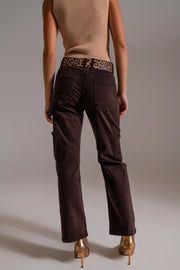 Straight Leg Cargo Pants in Brown