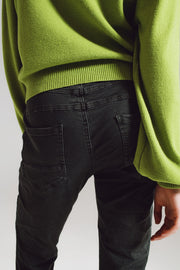 Skinny Jeans With Visible Buttons in Military Green