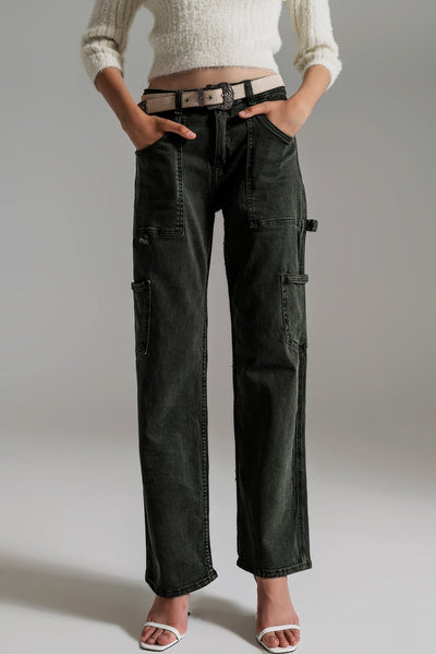 Straight Leg Cargo Pants in Dark Green