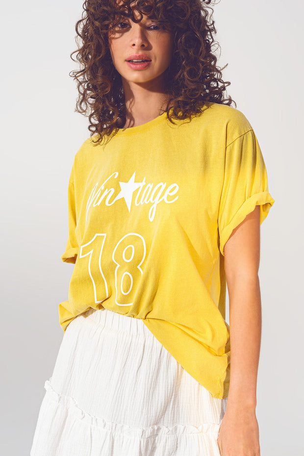 T-Shirt With Vintage 18 Text in Yellow