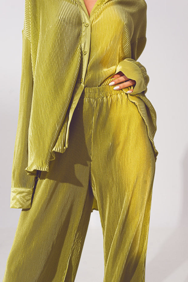 Satin Pleated Wide Leg Pants in Green