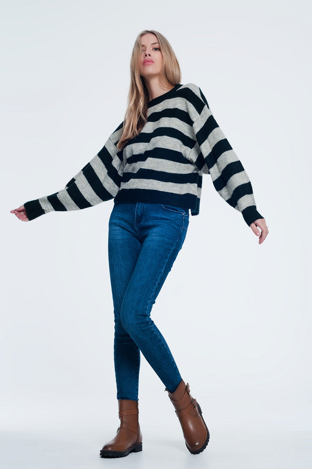 Green Knitted Sweater With Grey Stripes