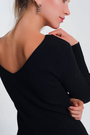 Knitted Jumper in Black With v Back