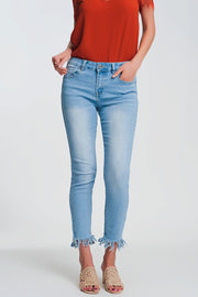 Skinny Jeans in Light Denim With Frayed Hem