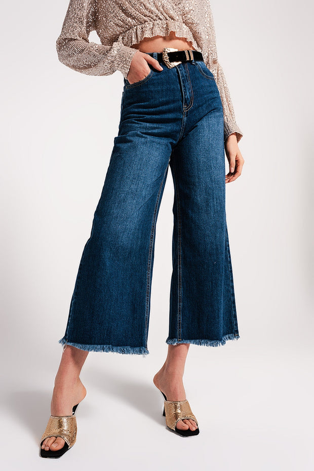 Fray Hem Cropped Jeans in Blue