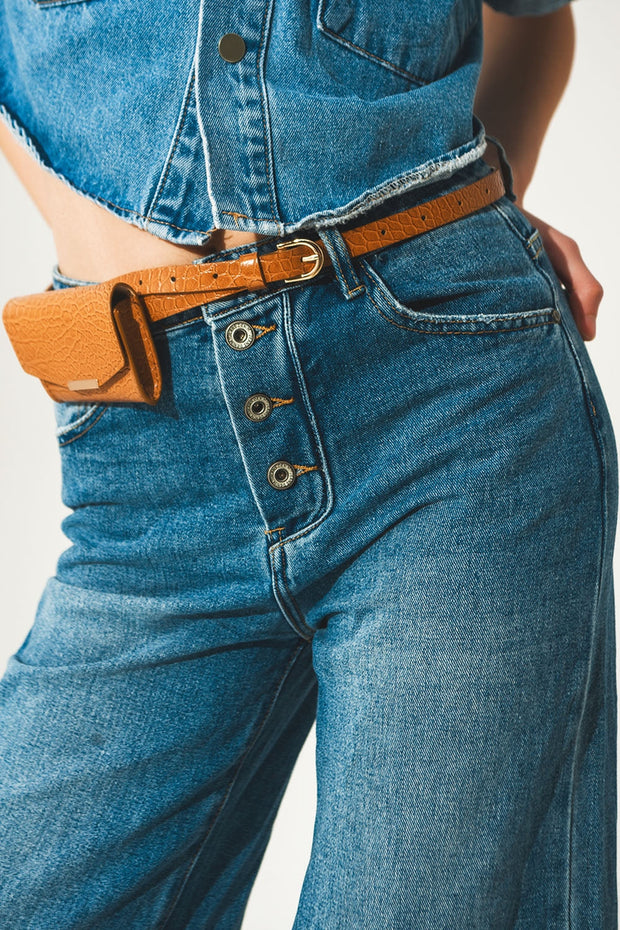 Relaxed Jeans With Rolled Hem and Exposed Buttons in Blue