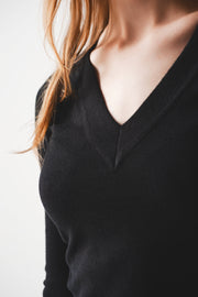 V Neck Fine Knit Jumper in Black