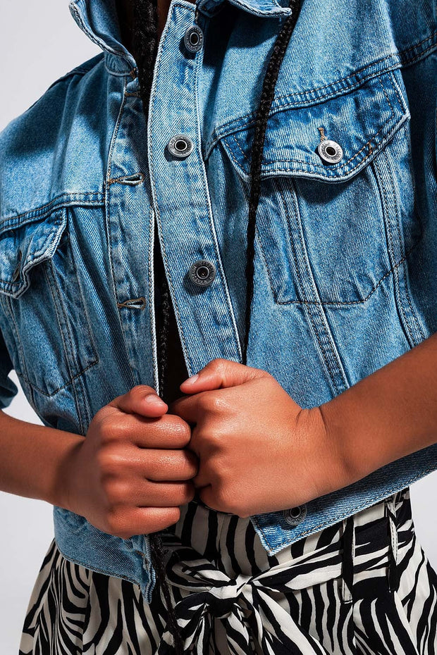 Cropped 90s Denim Jacket in Mid Wash